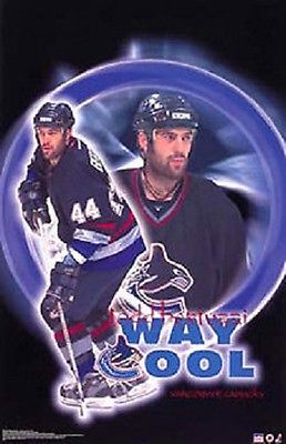 2002 Todd Bertuzzi Vancouver Canucks \"Way Cool\" Original Starline Poster OOP