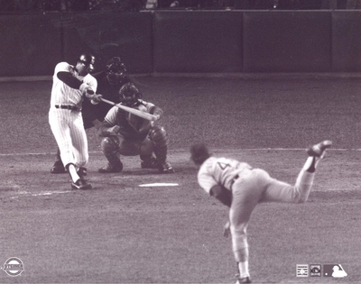1977 Reggie Jackson NY Yankees WS 1st HR vs Dodgers Hooton 8X10 Photo by Steiner