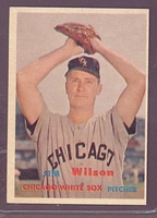 1957 Topps #330 Jim Wilson EX-MT CHICAGO WHITE SOX crease free
