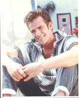 Luke Perry 8 X 10 Color Glossy Photo